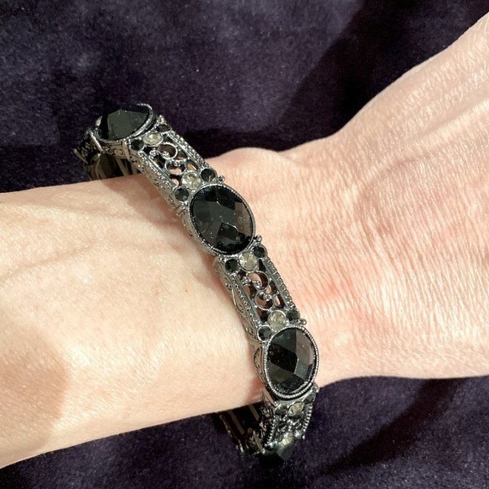 ✅Gunmetal patterned marcasite styled stretch bracelet  w/ black stones & CZ